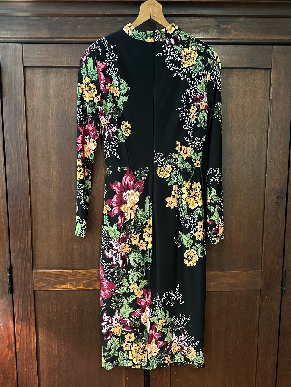 London Times • midi dress • heavier weight flowy fabric • built in slip - Picture 4 of 5